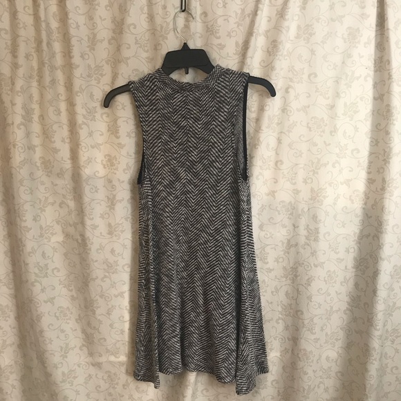 Cherish Black & White Mock-Neck Tunic Dress Size OS - Picture 2 of 4